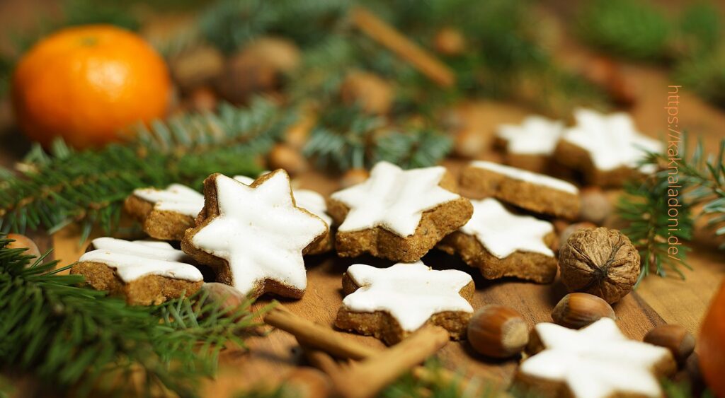 Рождественское печенье в виде звезды