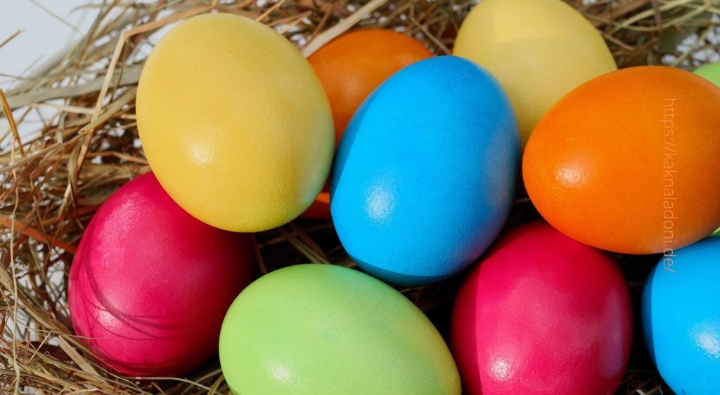 Пасхальные разноцветные яйца